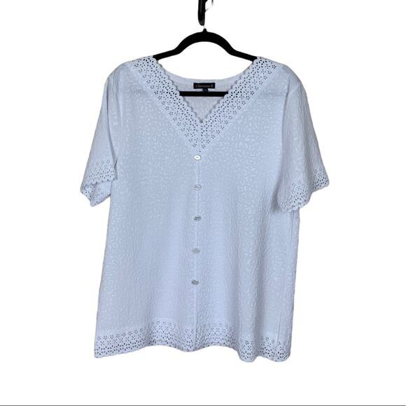Chances R V Neck Short Sleeve Pullover Shirt with Cut Out Detail White XL - Picture 1 of 5